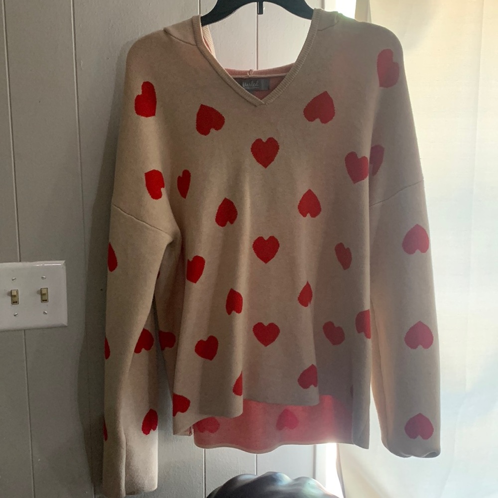 pullover with hearts